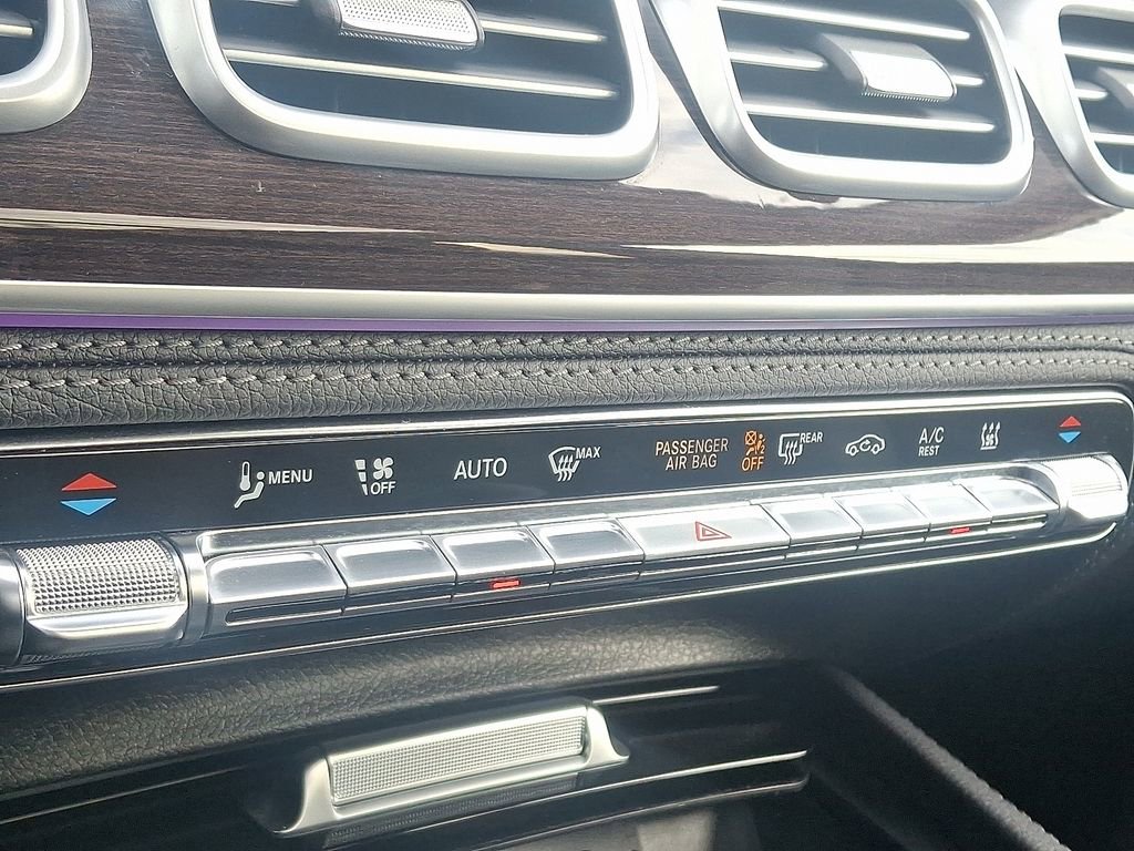 Used 2025 Mercedes-Benz GLE 450e 4MATIC image 17