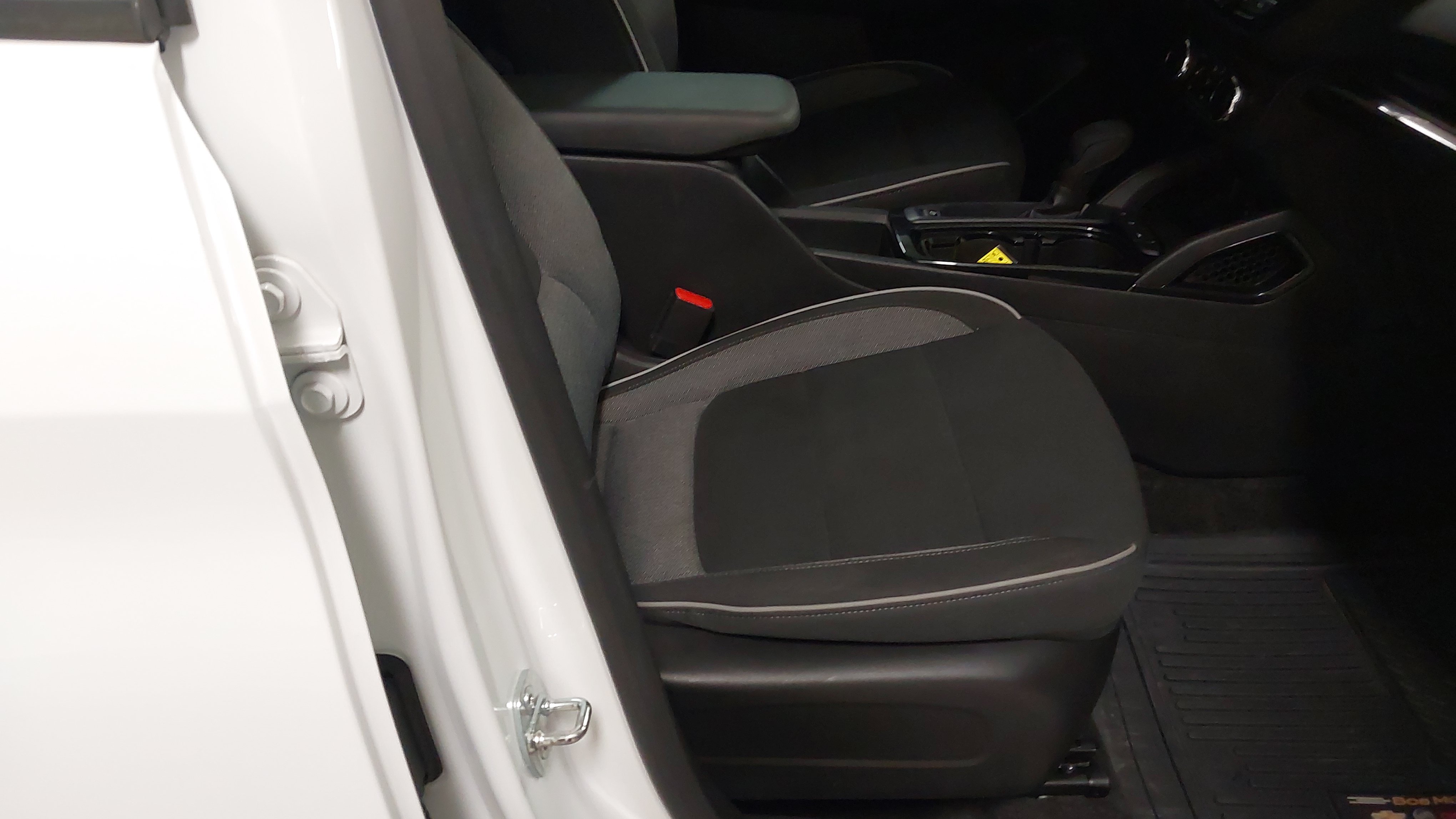 Certified 2023 Chevrolet TrailBlazer LT w/ Convenience Package FWD image 28