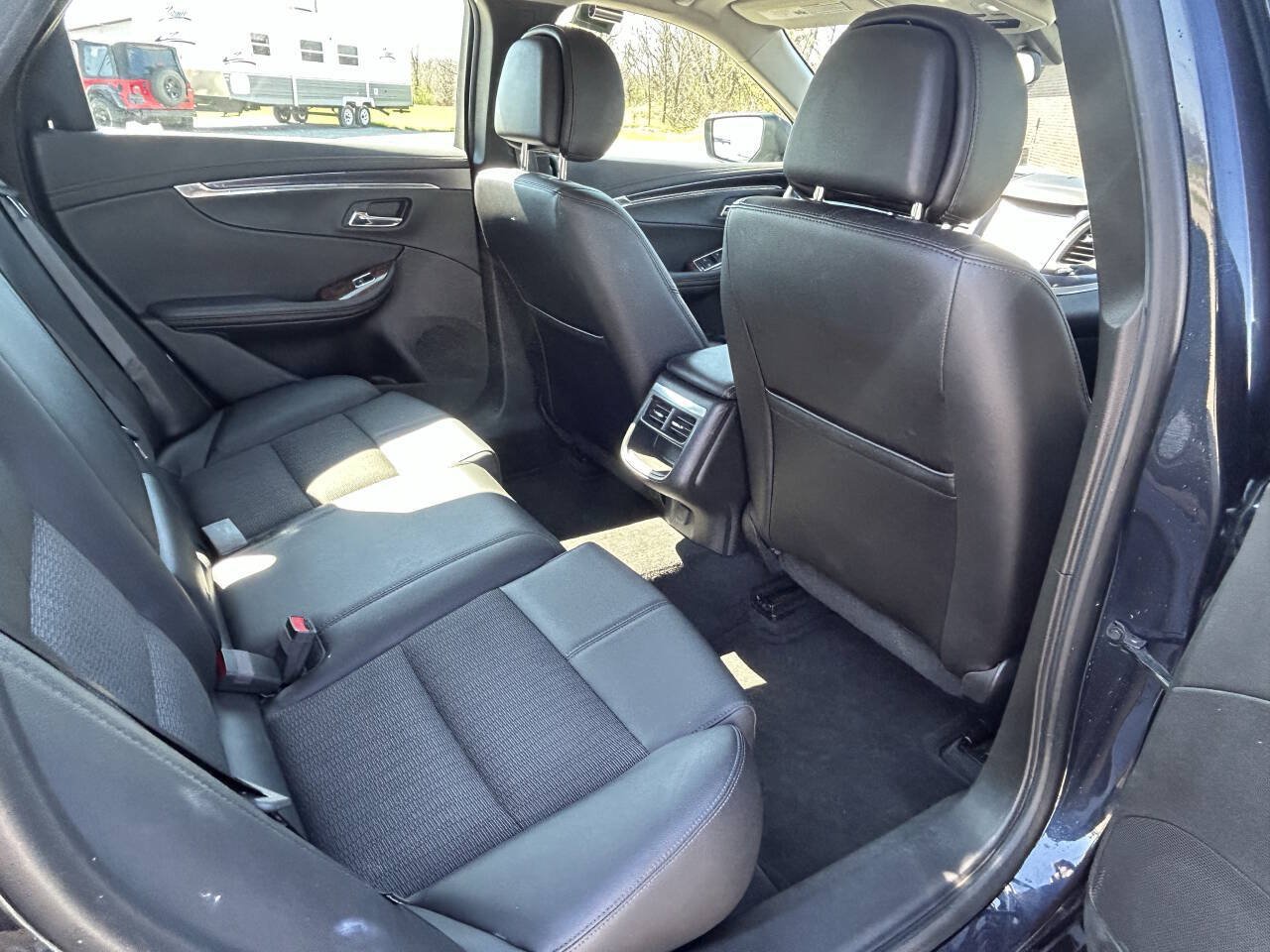 Used 2014 Chevrolet Impala LT FWD image 17