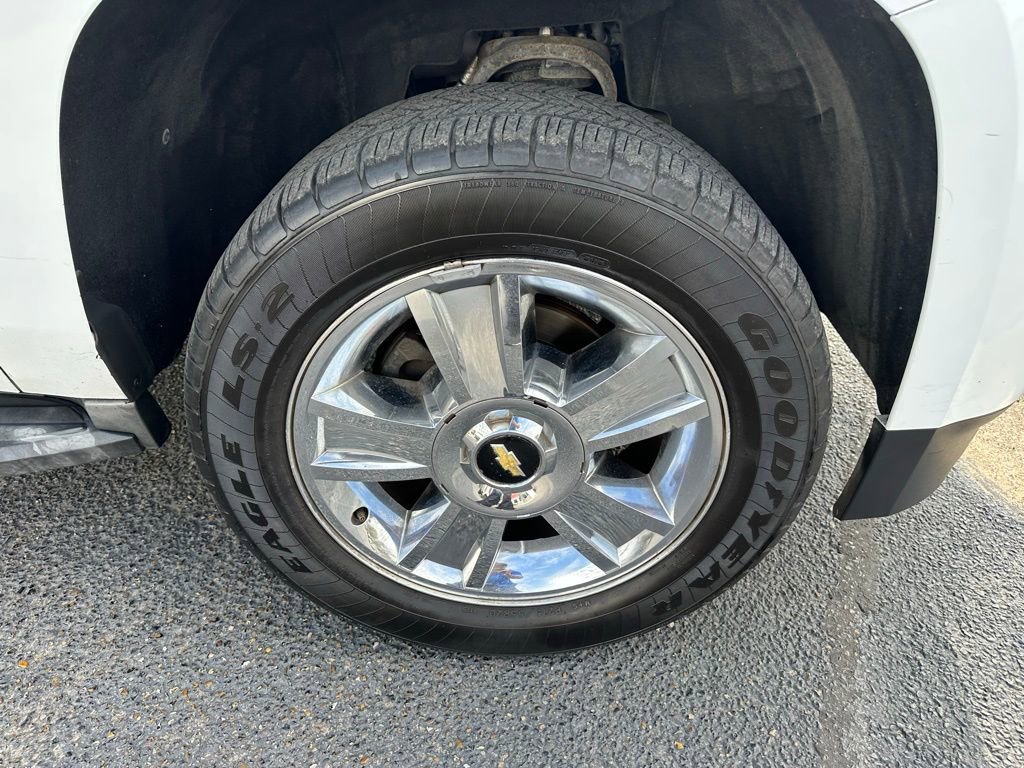 Used 2015 Chevrolet Tahoe LT RWD image 26
