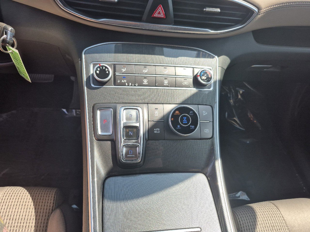 Used 2023 Hyundai Santa Fe SE image 31