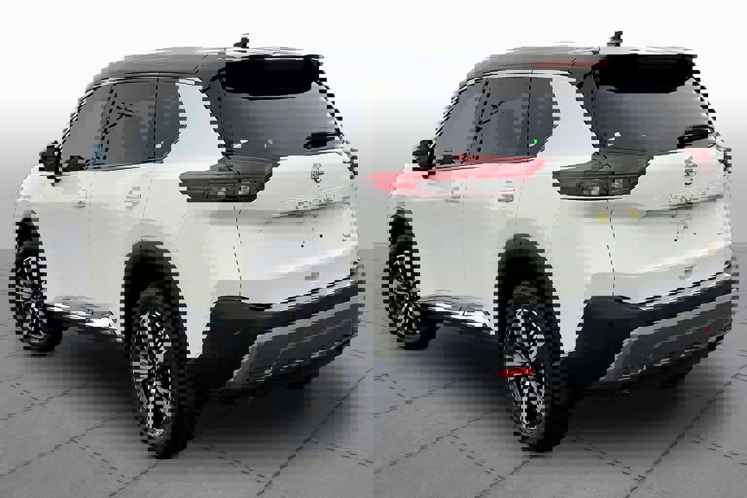 Used 2023 Nissan Rogue SL FWD image 11