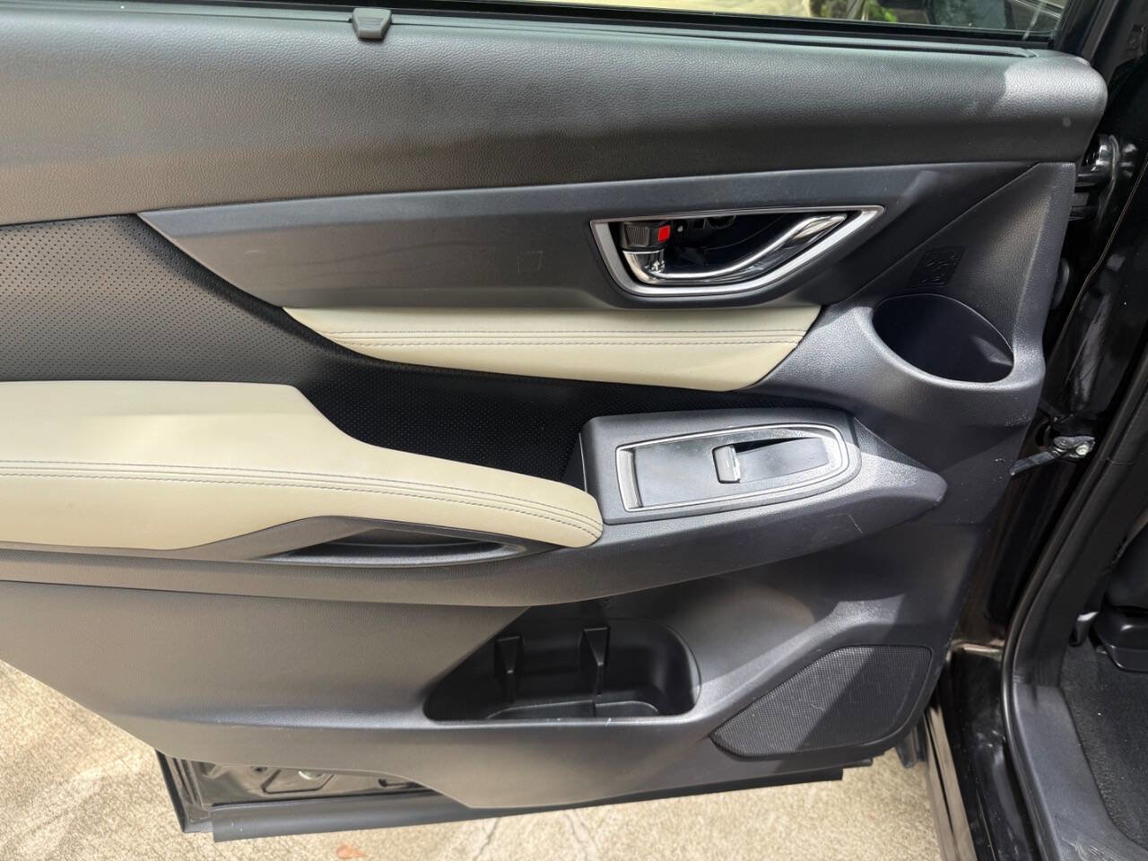 Used 2019 Subaru Ascent Limited AWD/4WD image 25