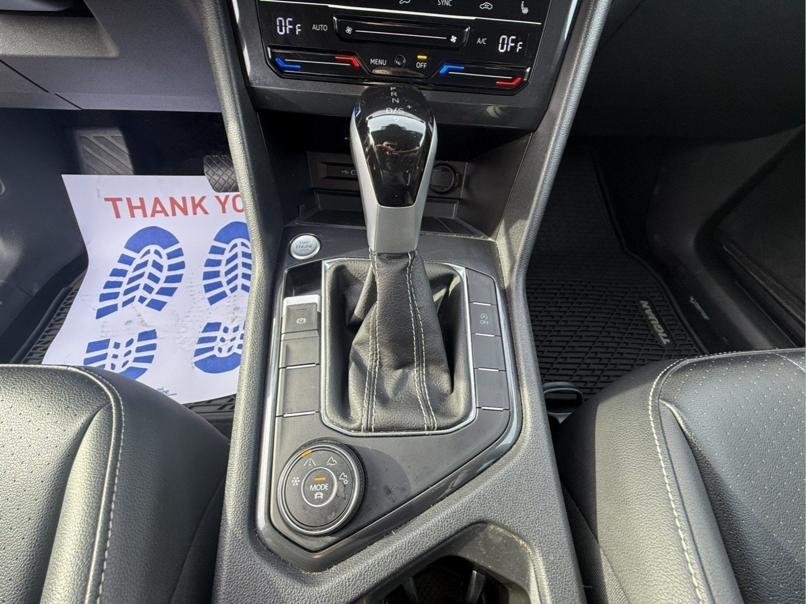 Used 2024 Volkswagen Tiguan SE AWD/4WD image 15