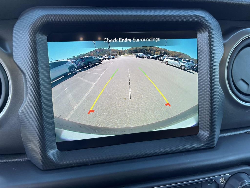 Used 2023 Jeep Wrangler Sport S image 29