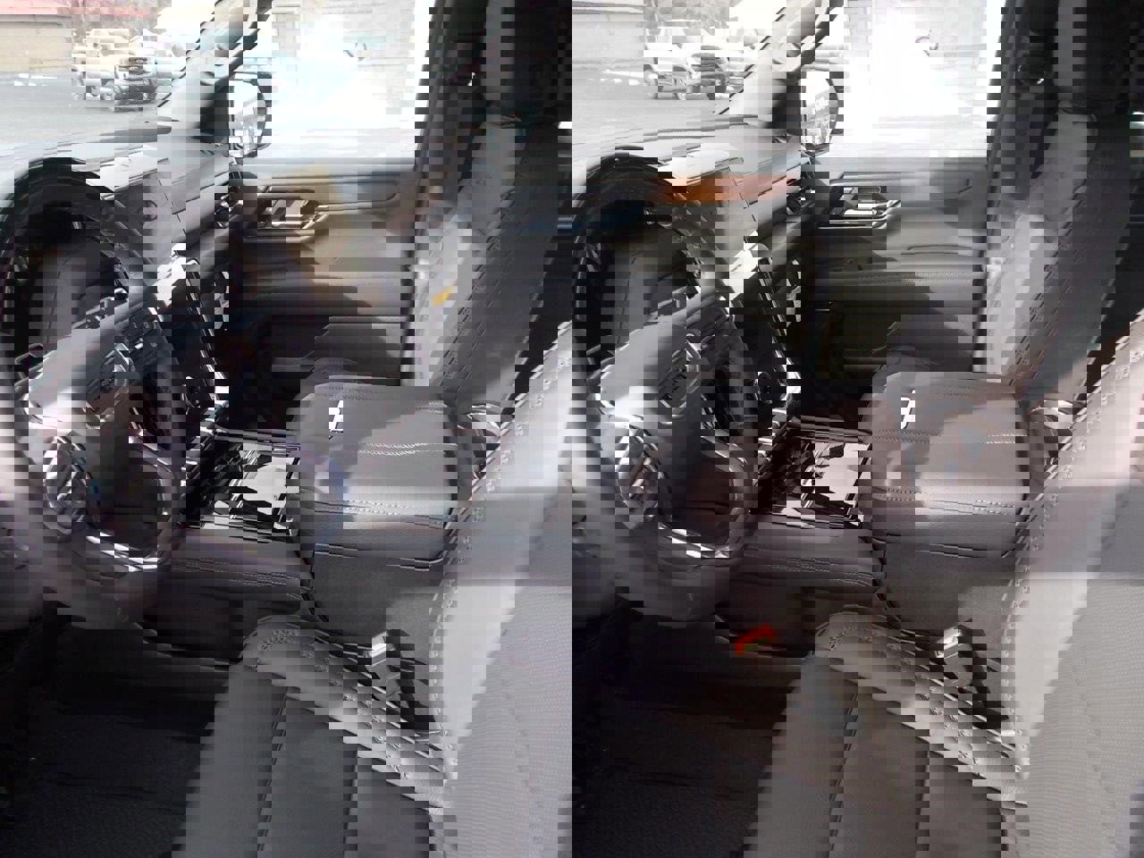 New 2026 GMC Yukon Denali w/ Denali Reserve Package image 19