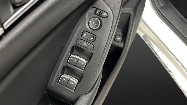 Used 2021 Honda Accord Touring image 22