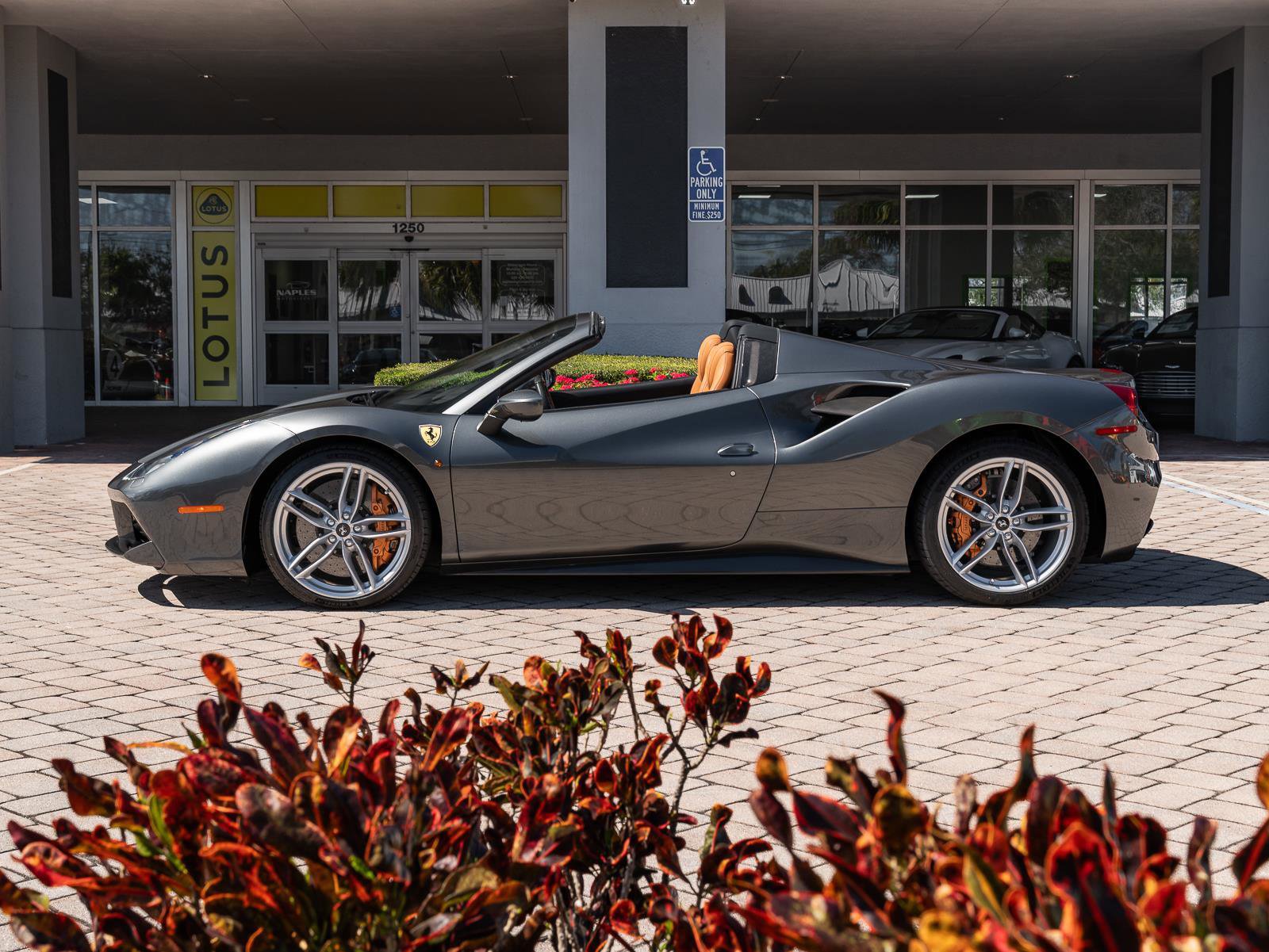 Used 2018 Ferrari 488 Spider image 35