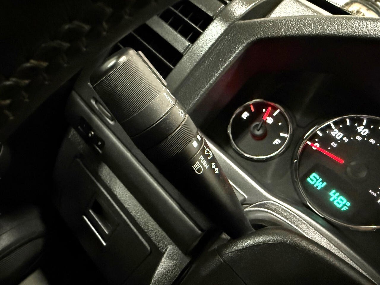 Used 2012 Jeep Liberty Limited Jet image 37