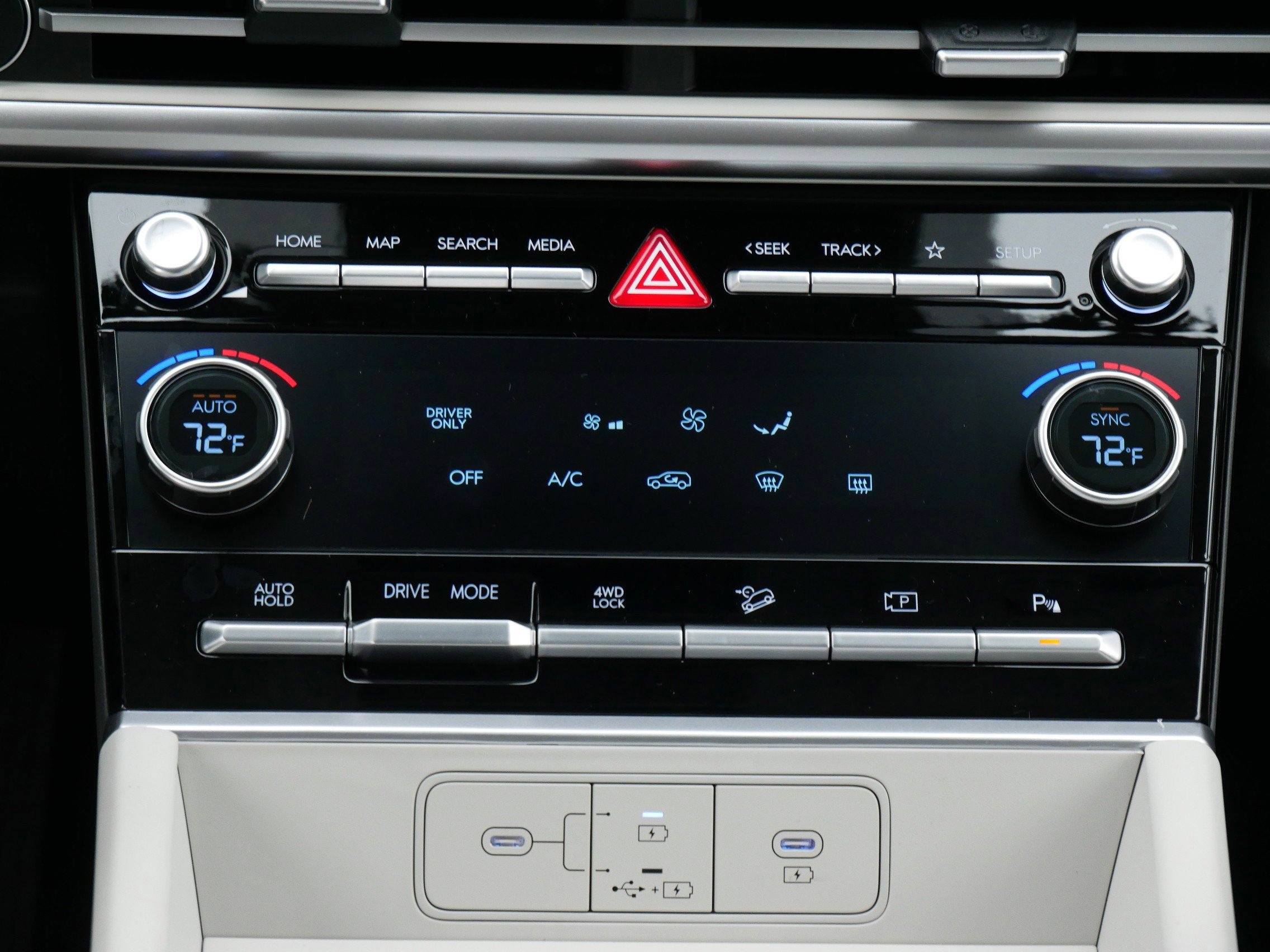 New 2026 Hyundai Santa Fe SE image 11