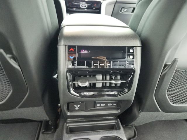 New 2026 Jeep Grand Cherokee L Limited image 27