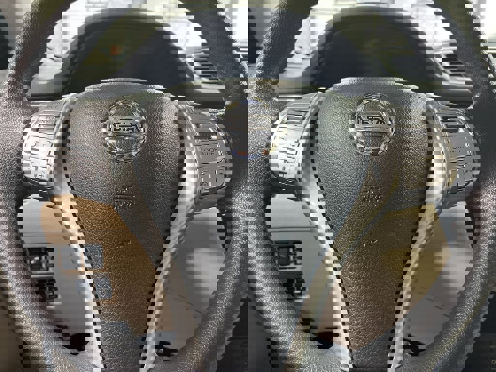 Used 2016 Nissan Rogue SV w/ SV Premium Package image 20