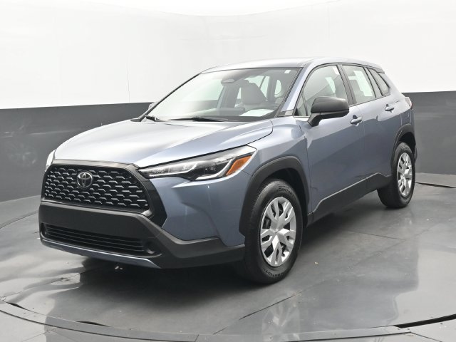 Used 2025 Toyota Corolla Cross L FWD image 23