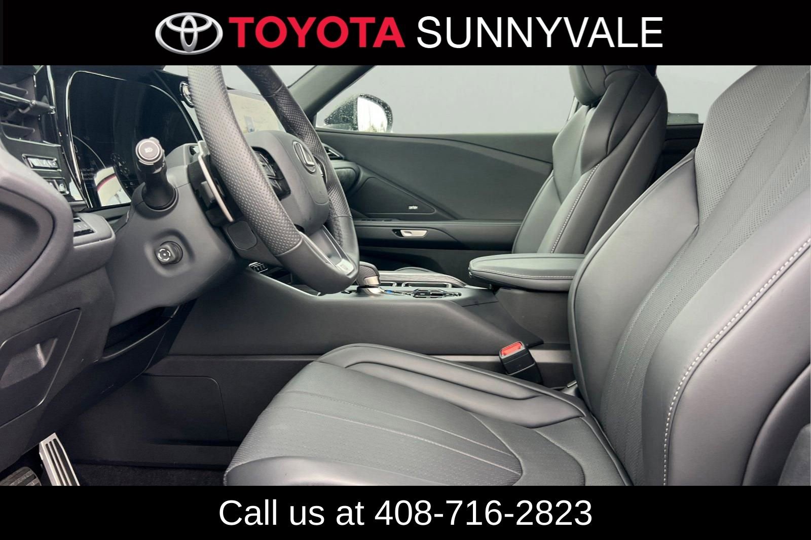 Used 2025 Lexus TX 500h AWD w/ Technology Package image 14