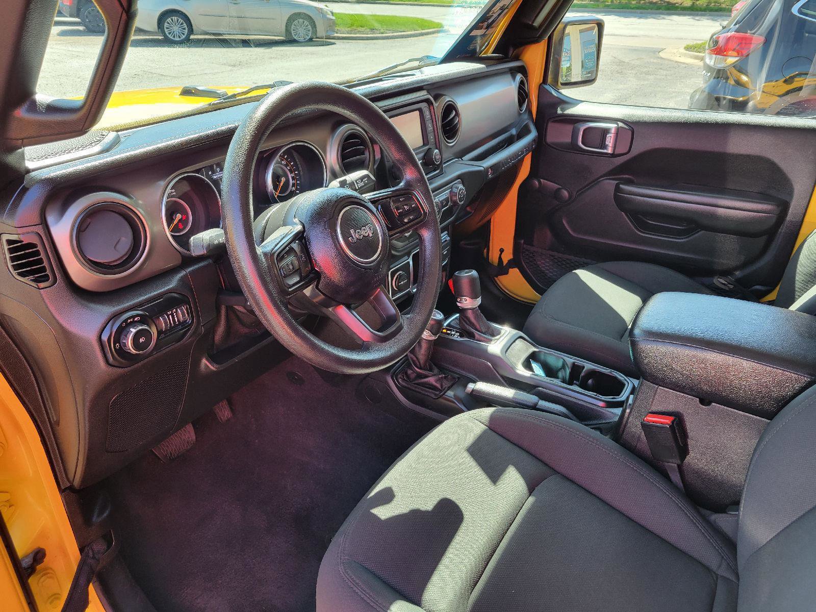 Used 2021 Jeep Wrangler Sport AWD/4WD image 5