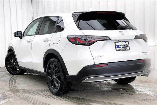 Certified 2023 Honda HR-V Sport image 11