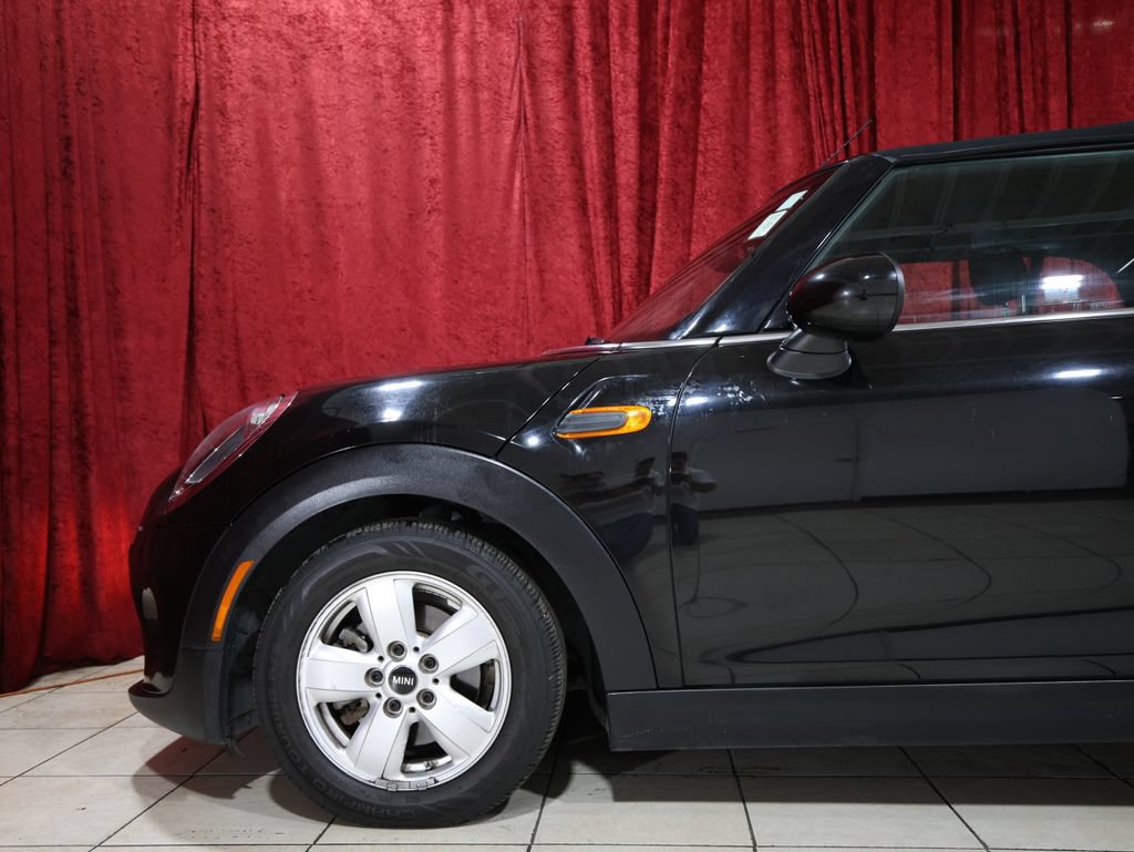 Used 2019 MINI Cooper Convertible w/ Signature Upholstery Package FWD image 6