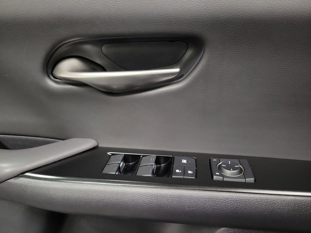 Used 2021 Lexus UX 250h w/ Premium Package image 20