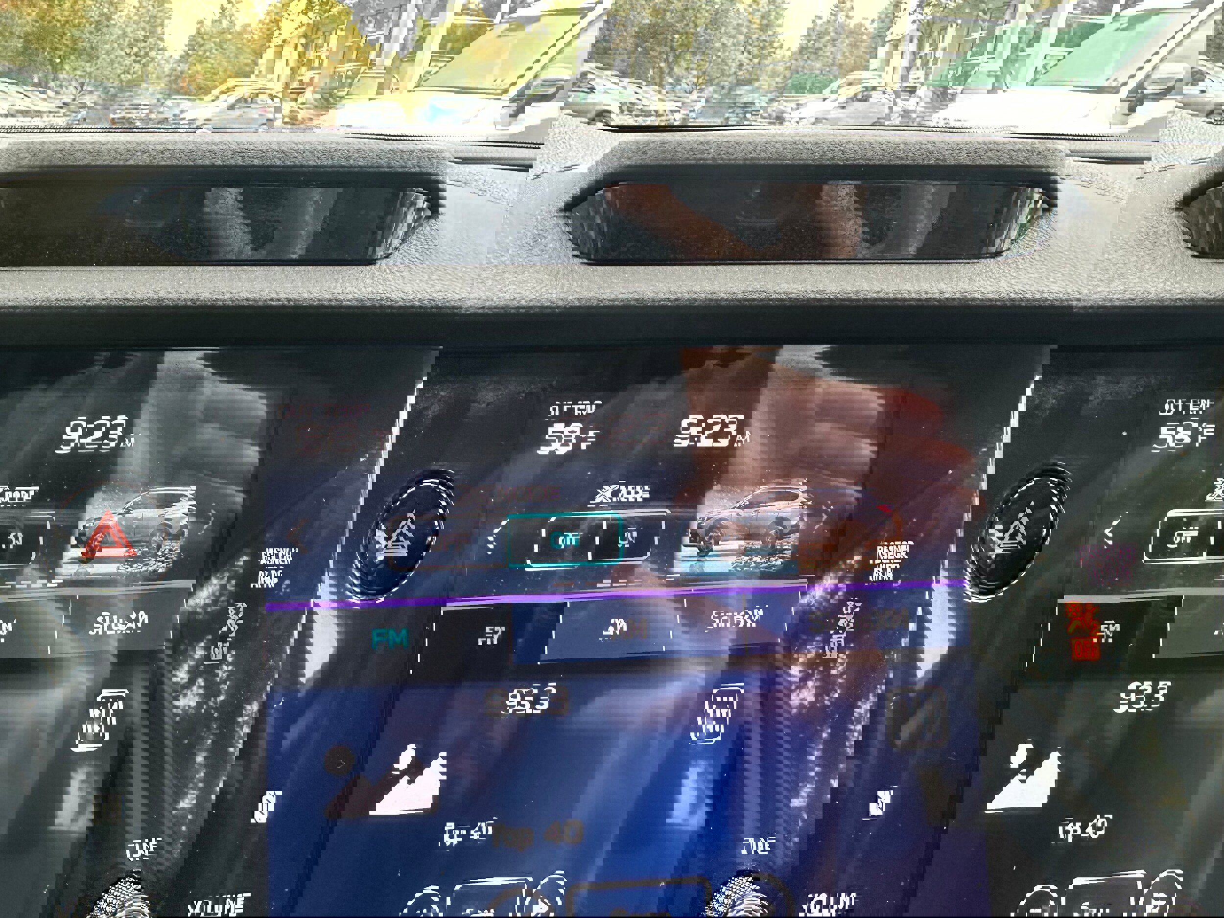 Used 2020 Subaru Outback Touring w/ Popular Package #2 image 36