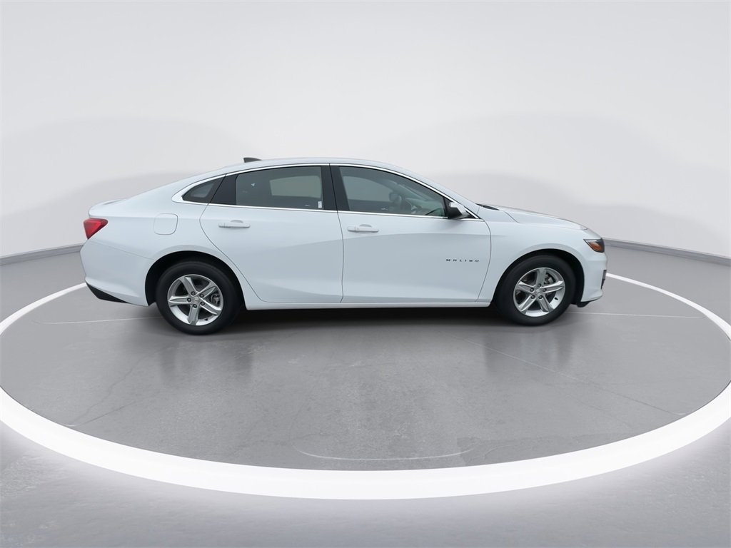 Used 2024 Chevrolet Malibu LS image 9