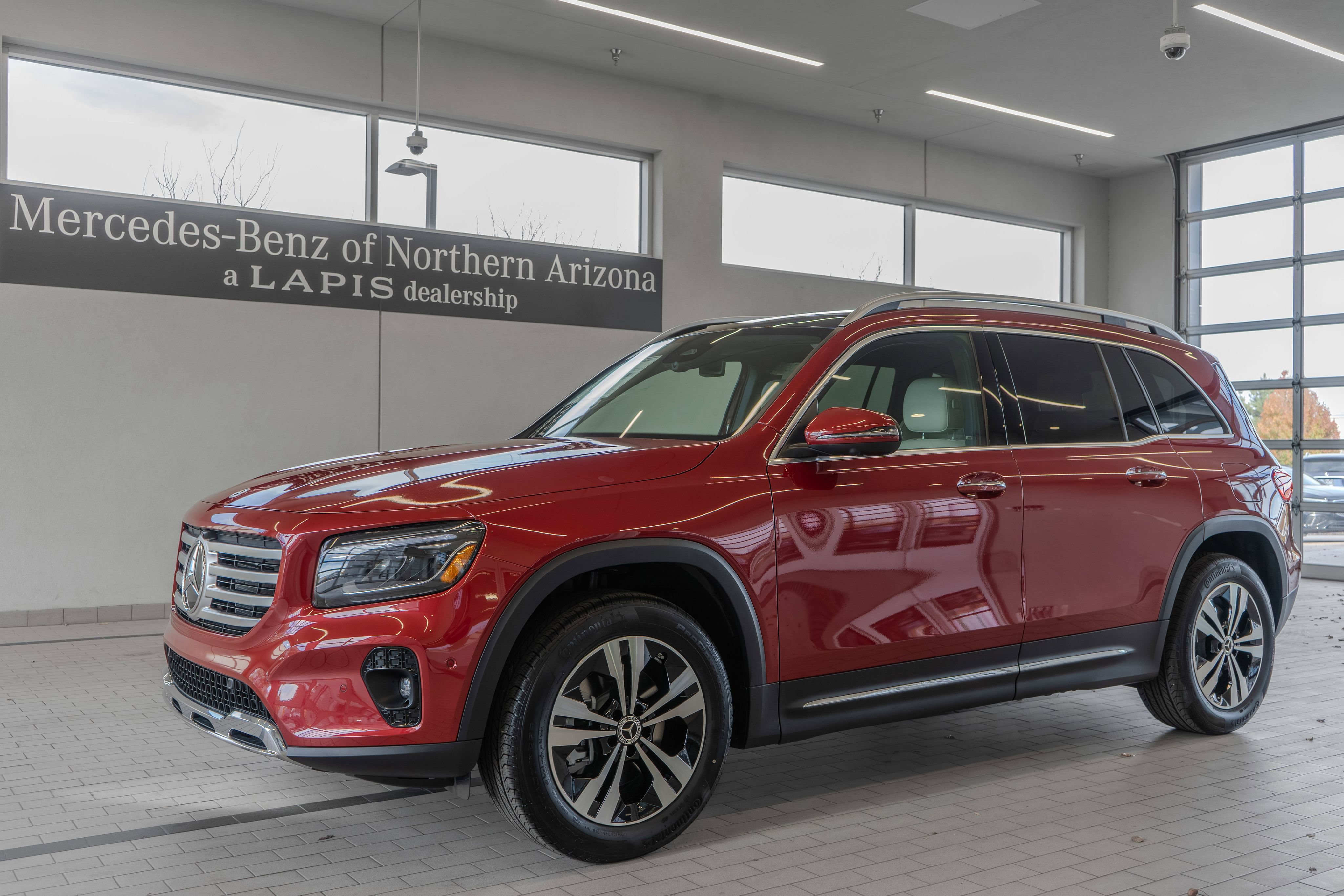 Certified 2026 Mercedes-Benz GLB 250 4MATIC image 3