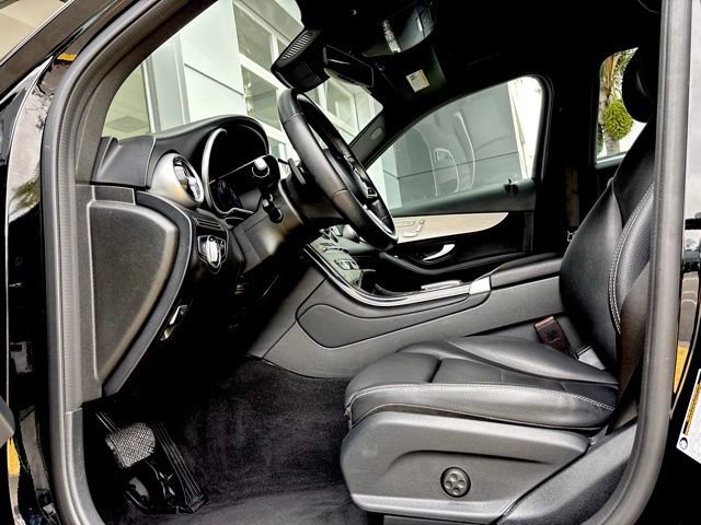 Certified 2022 Mercedes-Benz GLC 300 GLC 300 image 33