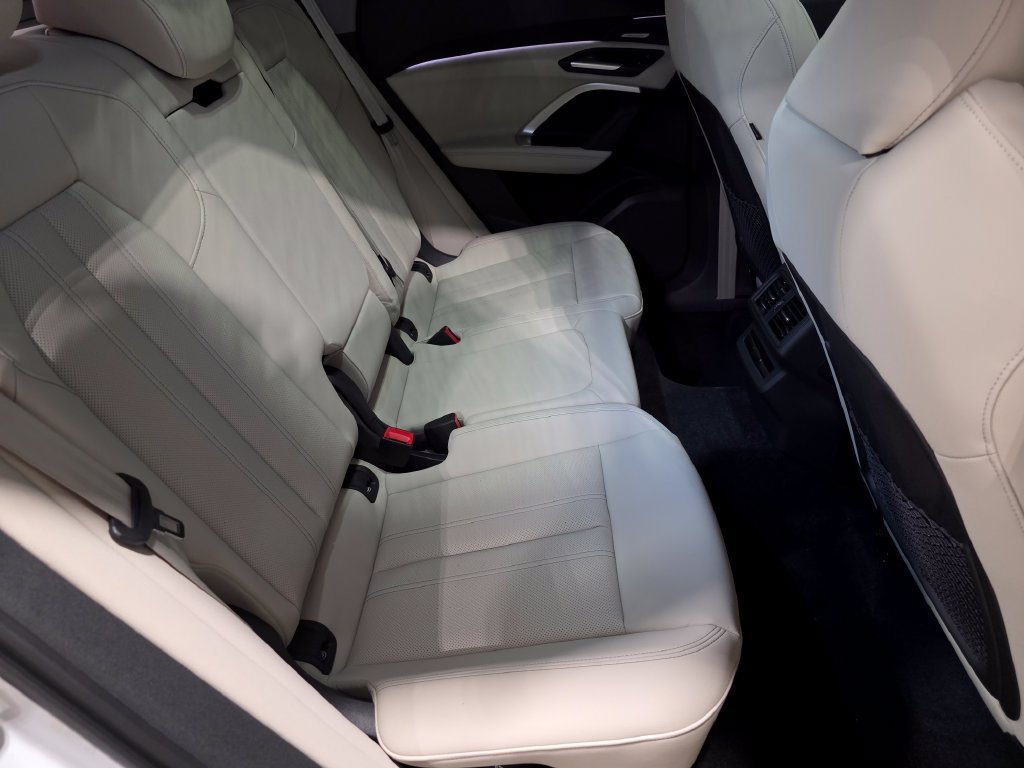 New 2026 Audi Q5 Premium Plus AWD/4WD image 11