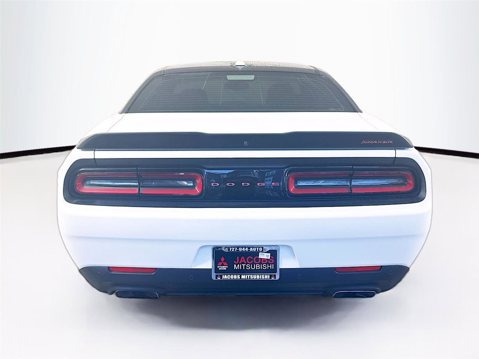 Used 2023 Dodge Challenger R/T w/ Shaker Package image 18