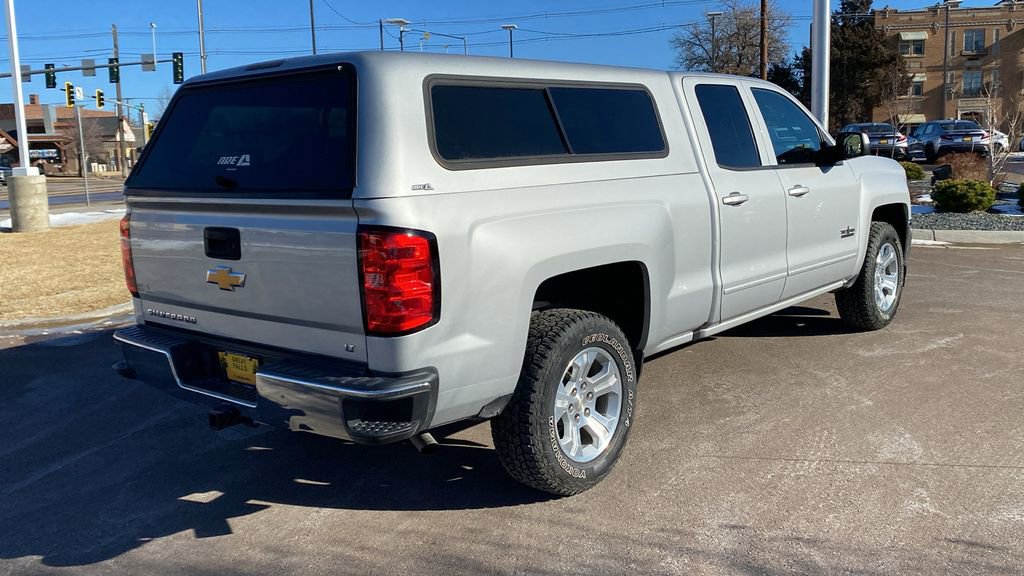 Used 2018 Chevrolet Silverado 1500 LT w/ Texas Edition image 5