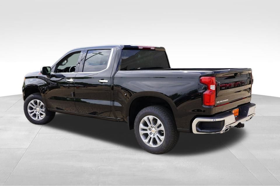 New 2026 Chevrolet Silverado 1500 LTZ w/ Z71 Off-Road Package AWD/4WD image 5