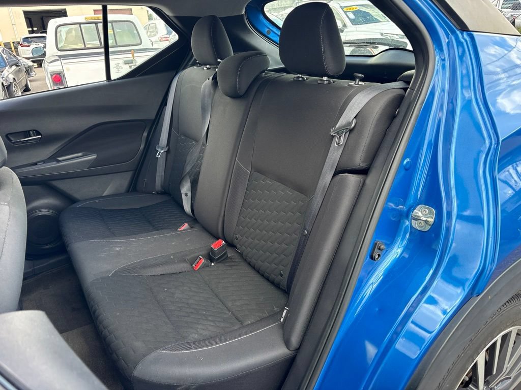 Used 2021 Nissan Kicks SV FWD image 12