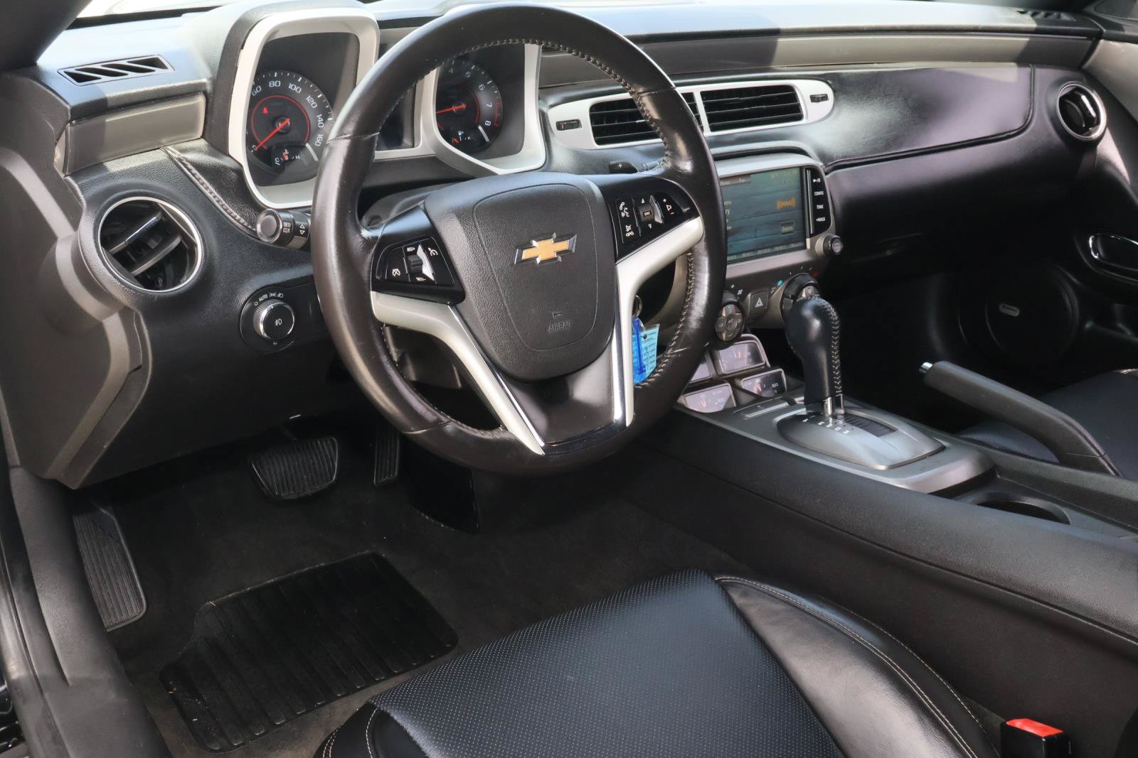 Used 2014 Chevrolet Camaro LT w/ RS Package RWD image 7