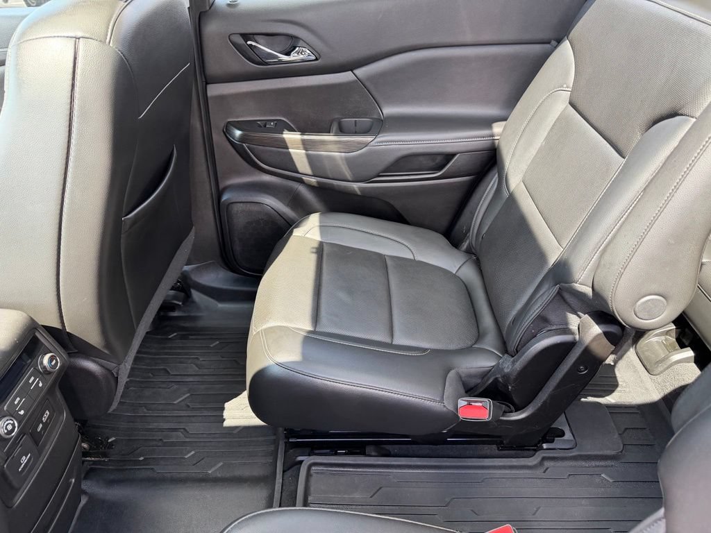 Certified 2023 GMC Acadia SLT w/ Preferred Package AWD/4WD image 15