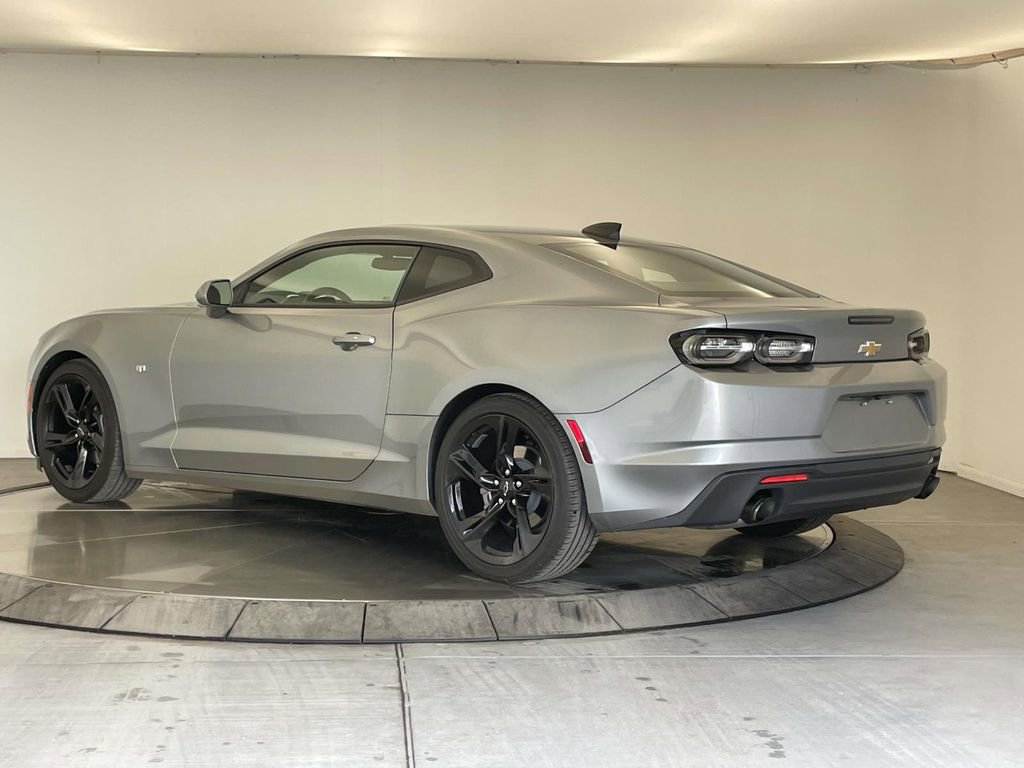Used 2024 Chevrolet Camaro LT RWD image 3