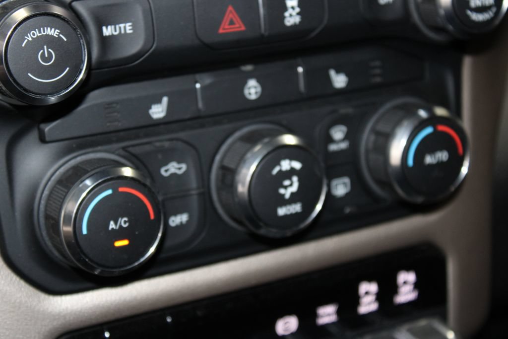 Used 2022 RAM 2500 Laramie AWD/4WD image 33