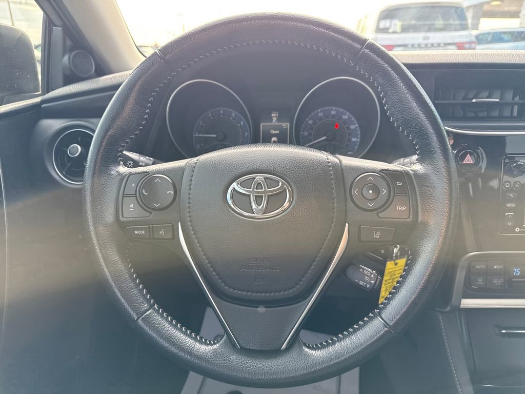 Used 2018 Toyota Corolla iM image 15