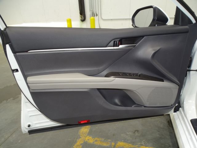 Used 2023 Toyota Camry LE image 15