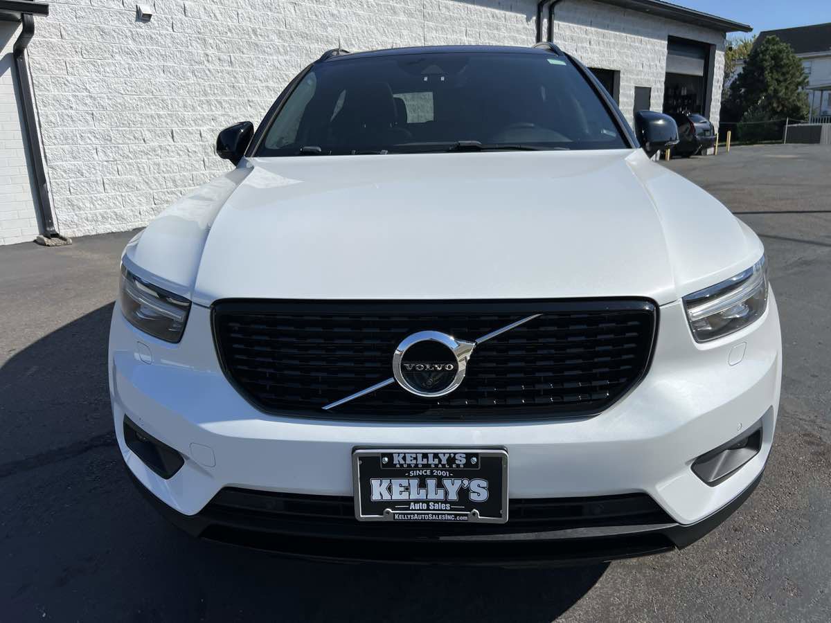 Used 2020 Volvo XC40 T5 R-Design image 7
