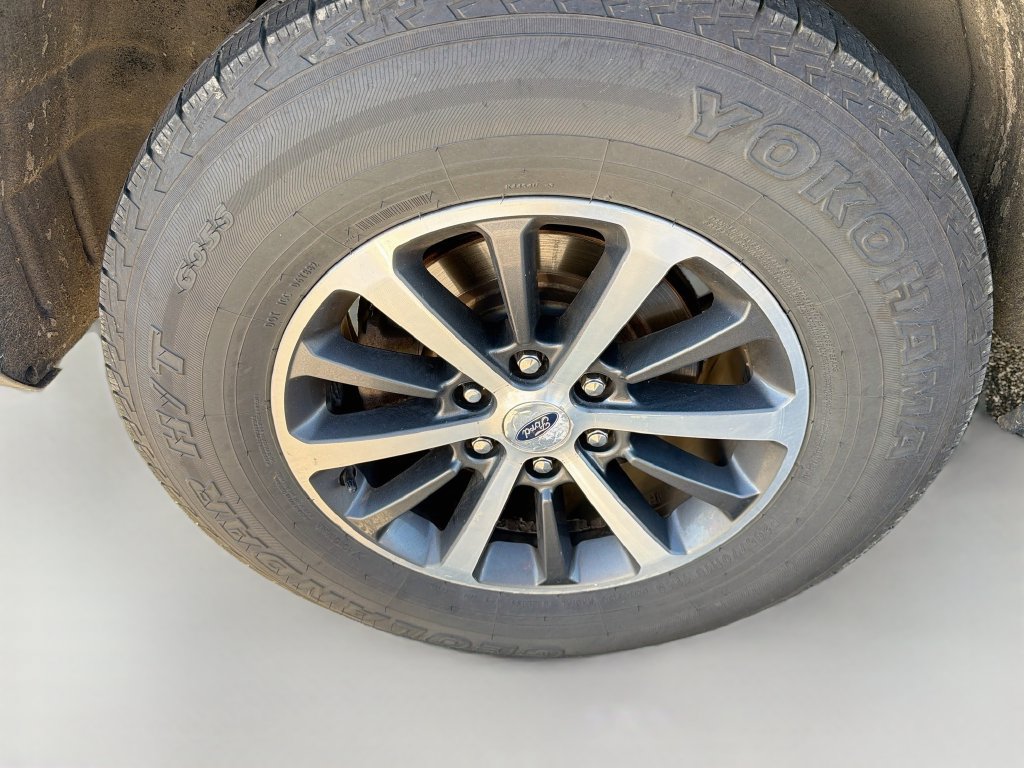 Used 2021 Ford Expedition XLT AWD/4WD image 9