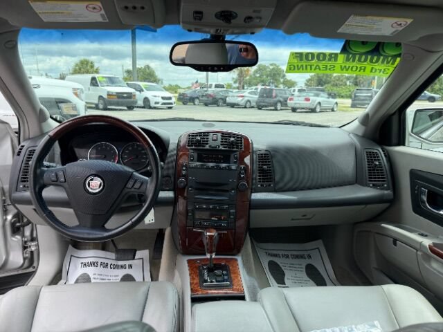 Used 2006 Cadillac SRX w/ Seating Package AWD/4WD image 12