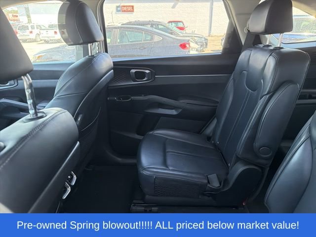 Used 2023 Kia Sorento EX AWD/4WD image 14