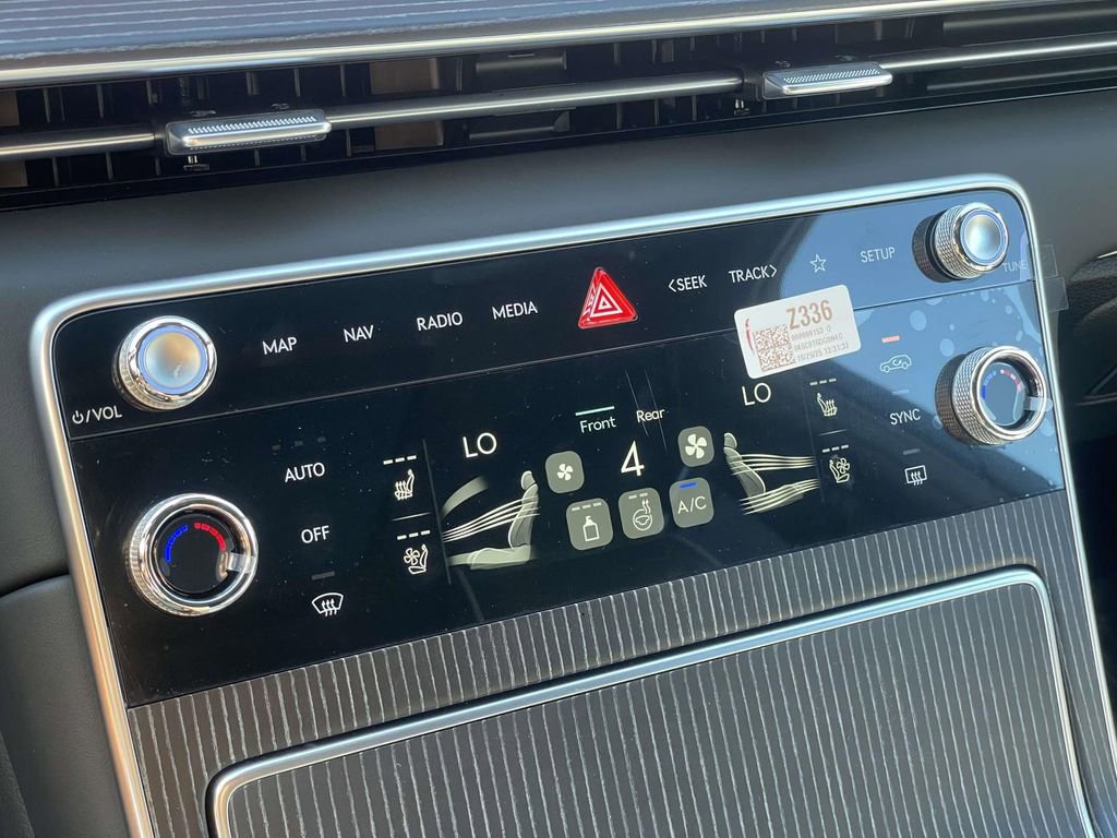 New 2026 Genesis GV80 3.5T image 17