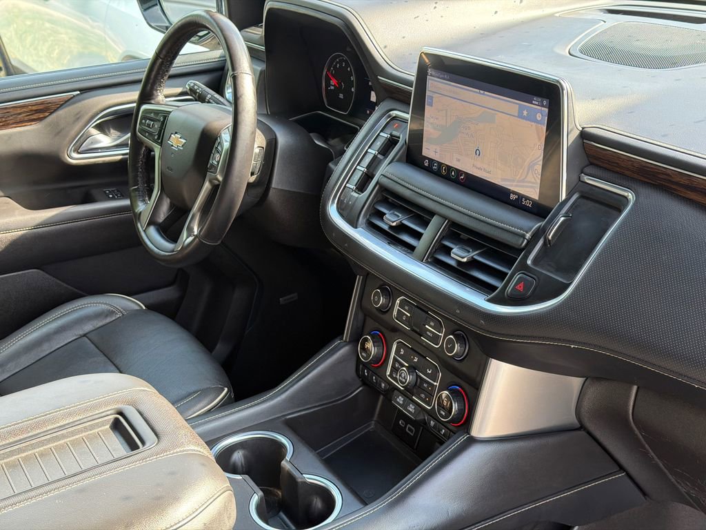 Used 2021 Chevrolet Suburban Premier AWD/4WD image 12