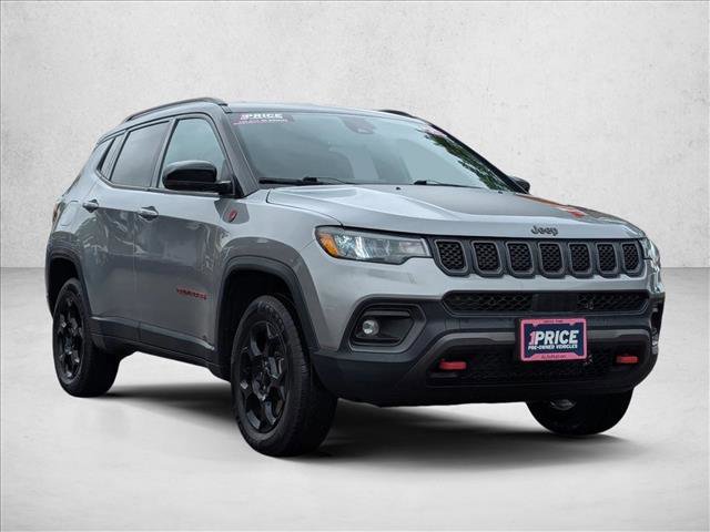 Used 2023 Jeep Compass Trailhawk AWD/4WD video 3