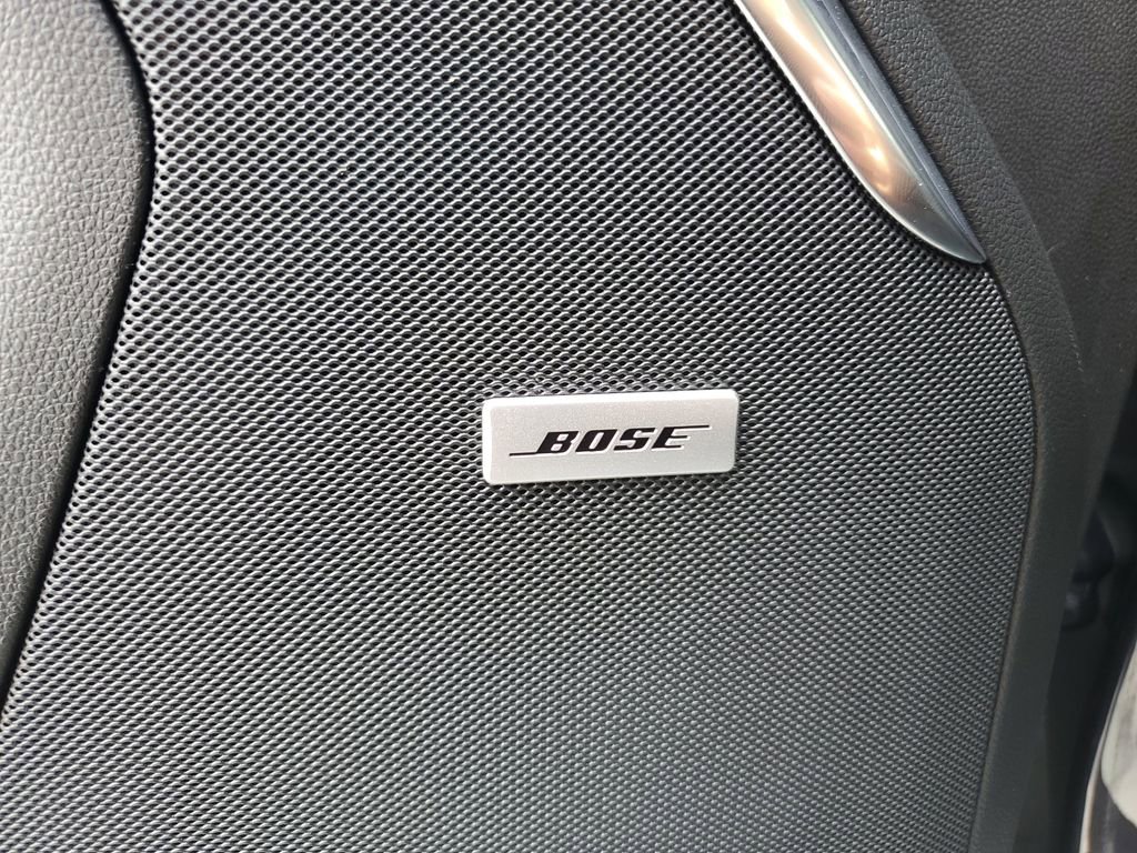 New 2026 Chevrolet Suburban High Country image 24