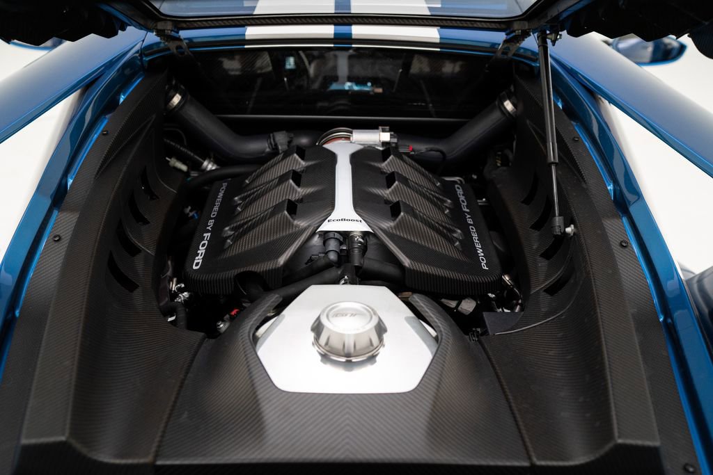 Used 2019 Ford GT RWD image 50