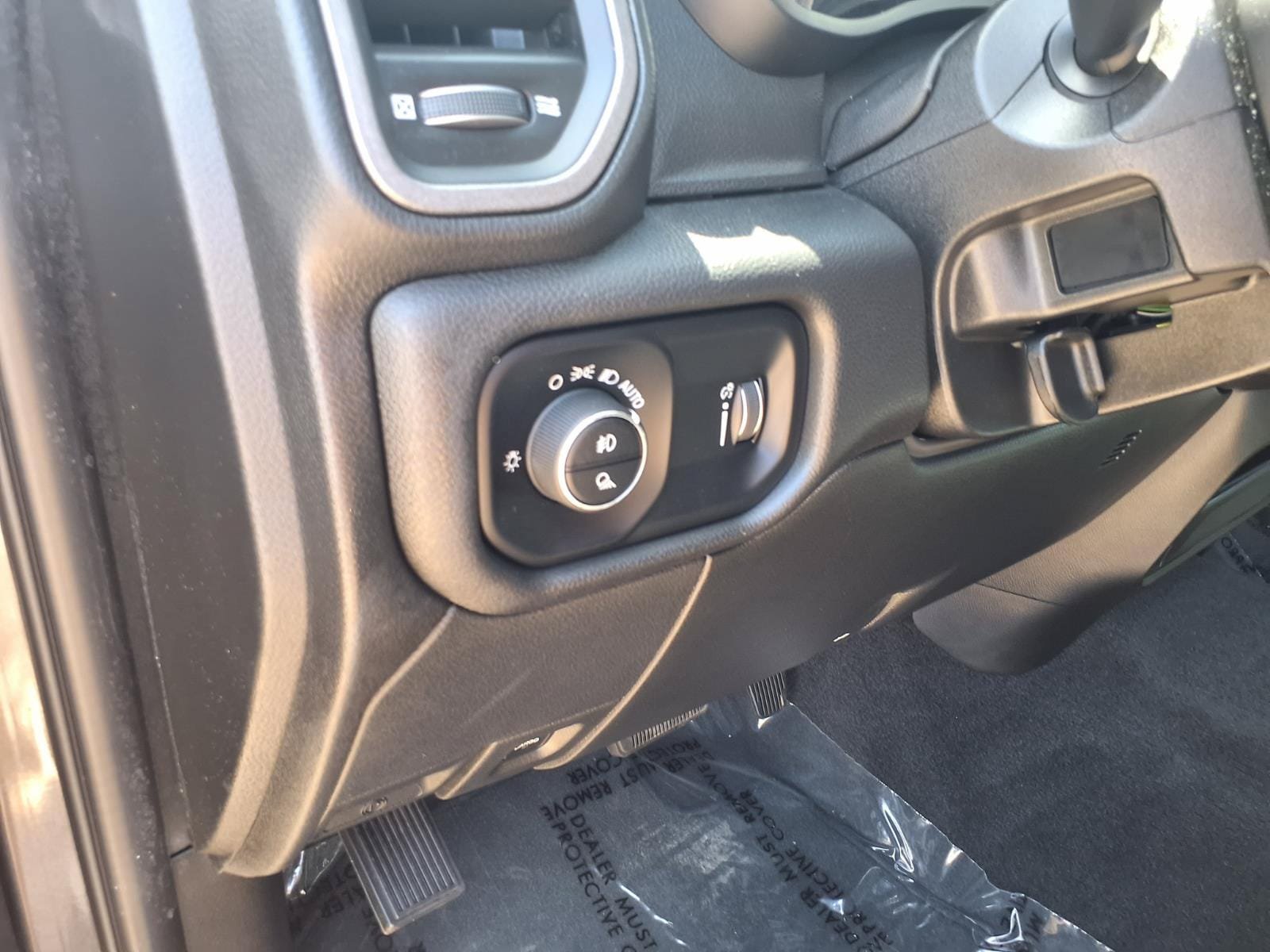 Used 2025 RAM 2500 Tradesman AWD/4WD image 14