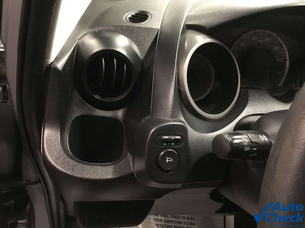 Used 2010 Honda Fit image 19