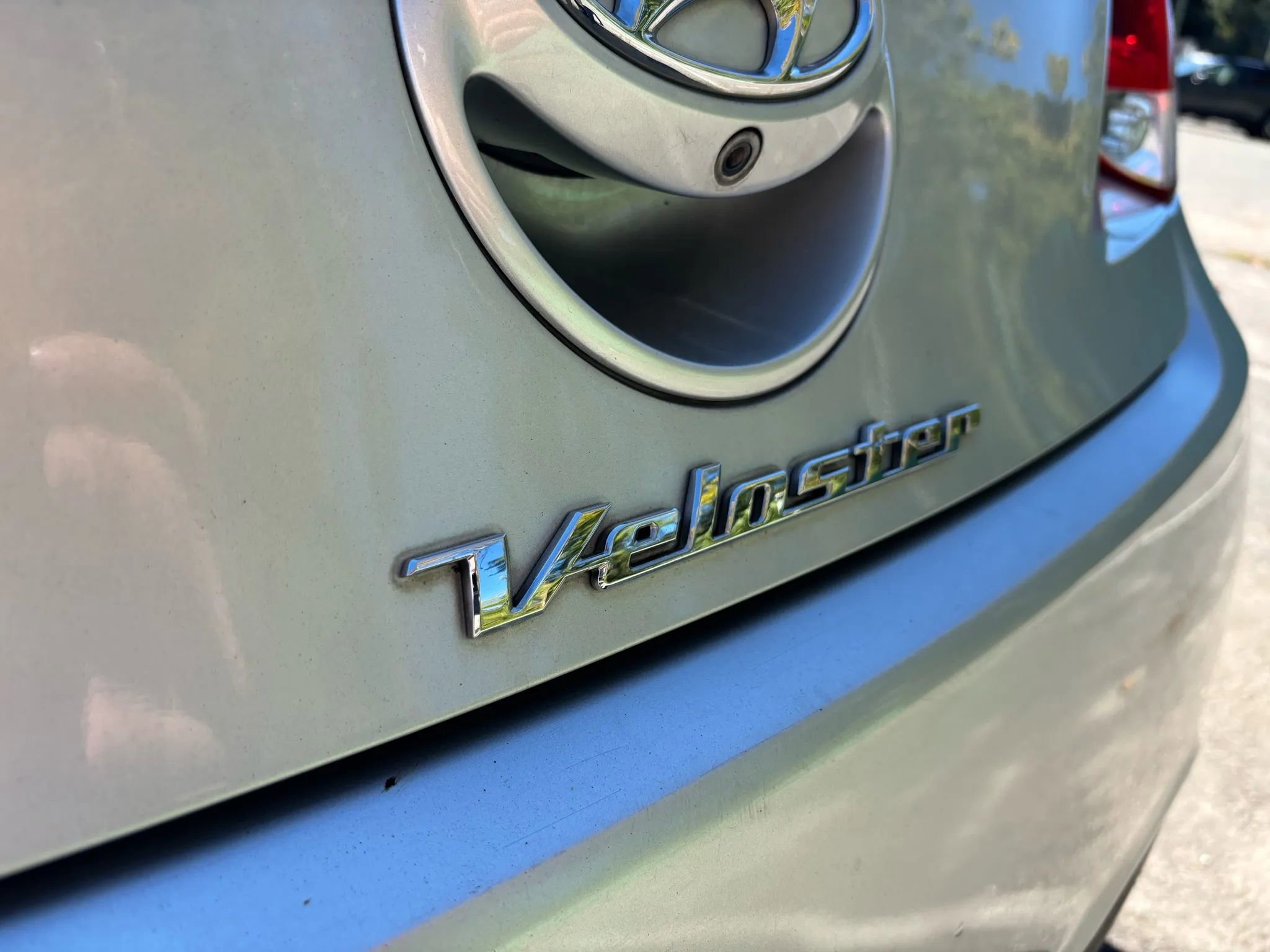 Used 2015 Hyundai Veloster image 11