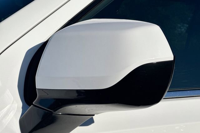 Used 2024 Chevrolet Suburban LT image 54